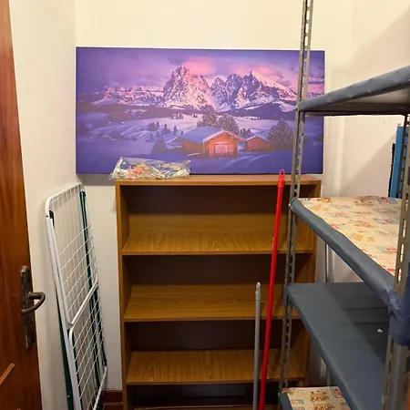 Max Piedigrotta Apartment