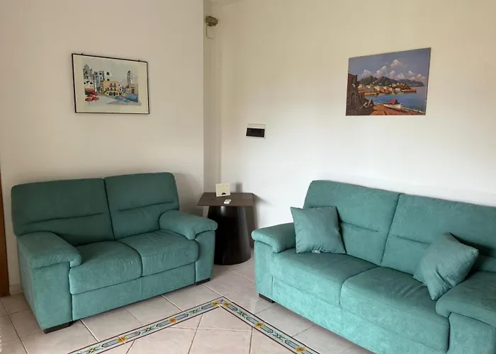 Max Piedigrotta Casa Carrieri